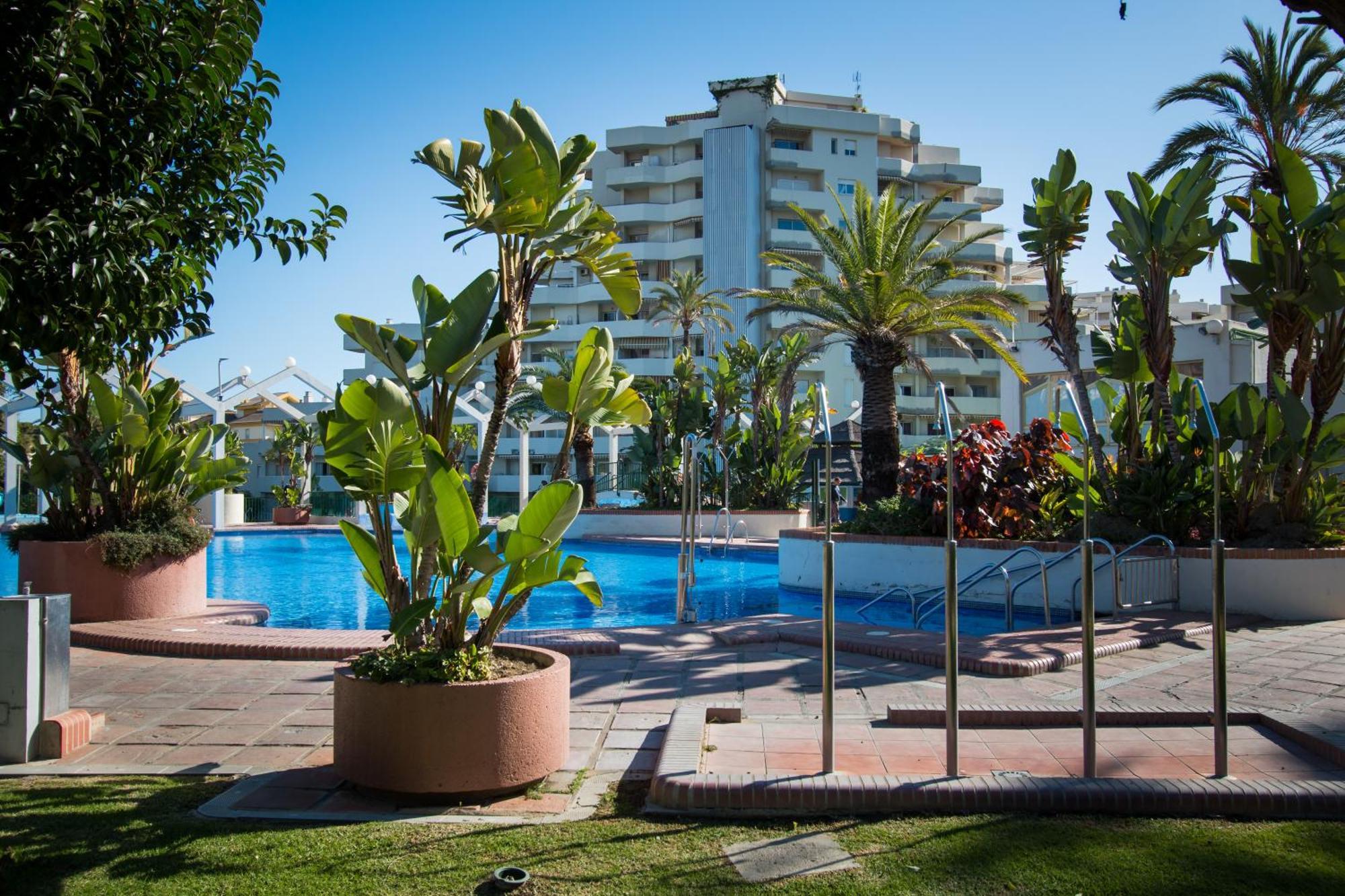 Holidays2Benal Beach Terraza Solarium Benalmádena Eksteriør billede